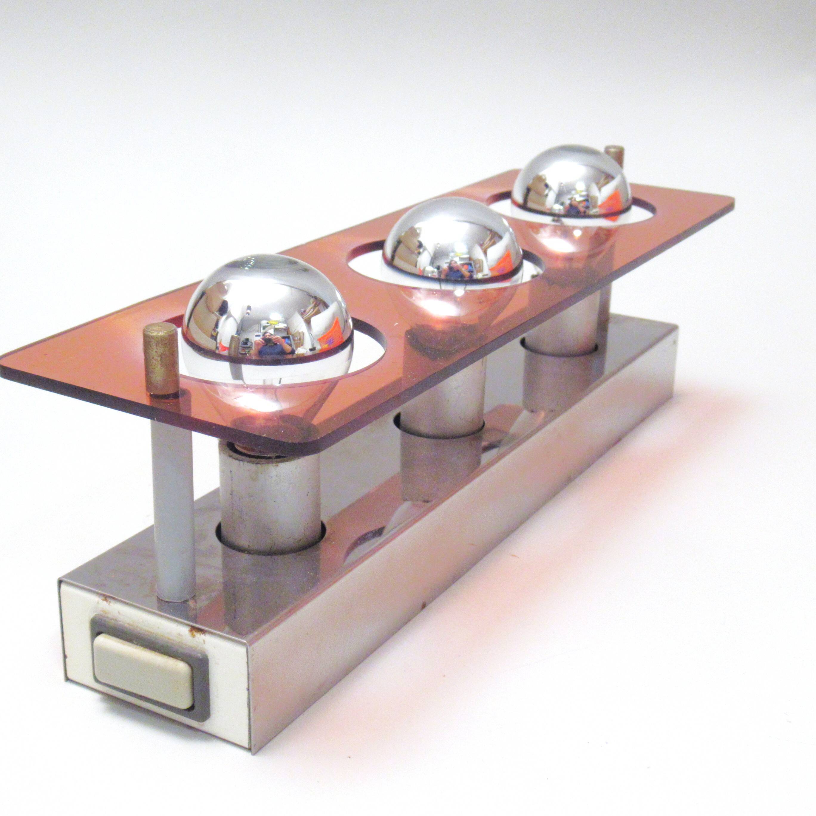 Jocelyne Trocmé Oxar three-light wall lamp from the 1970s.