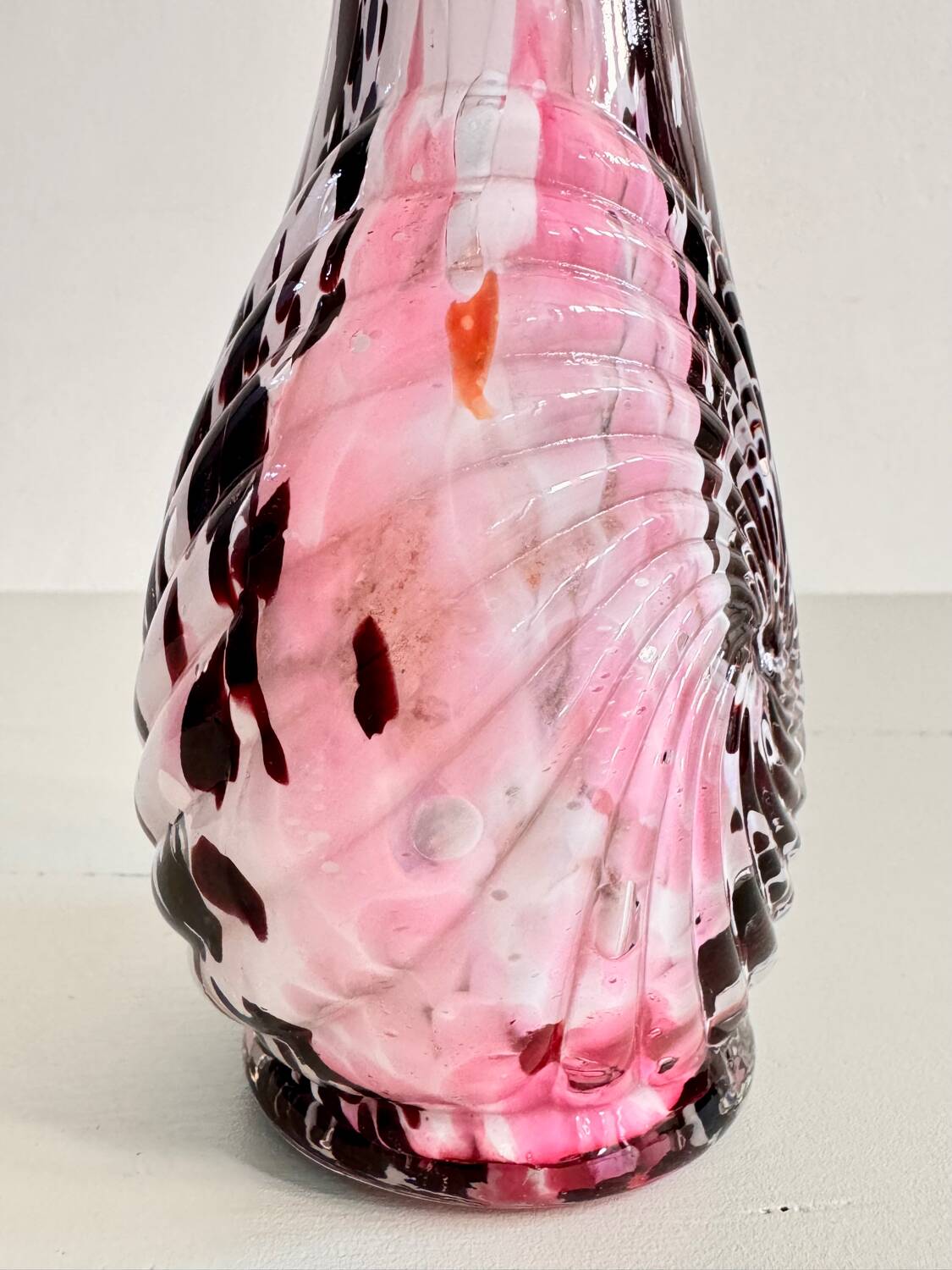 Art Nouveau soliflore vase in Clichy glass