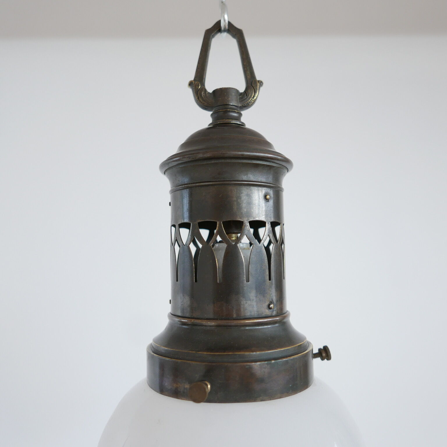 Opaline hanging lamp