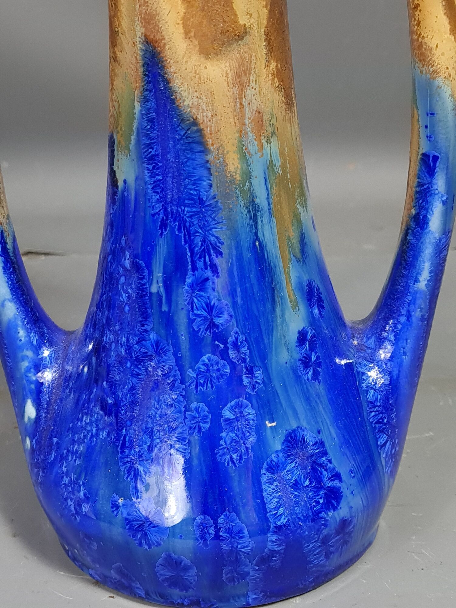 Vase in flamed & iridescent sandstone by G. Méténier