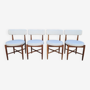 Série de 4 chaises scandinave design en teck