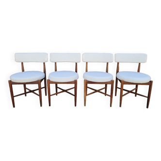 Série de 4 chaises scandinave design en teck