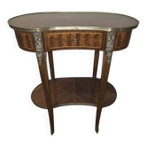 Kidney-shaped side table in Louis XVI style with marquetry.