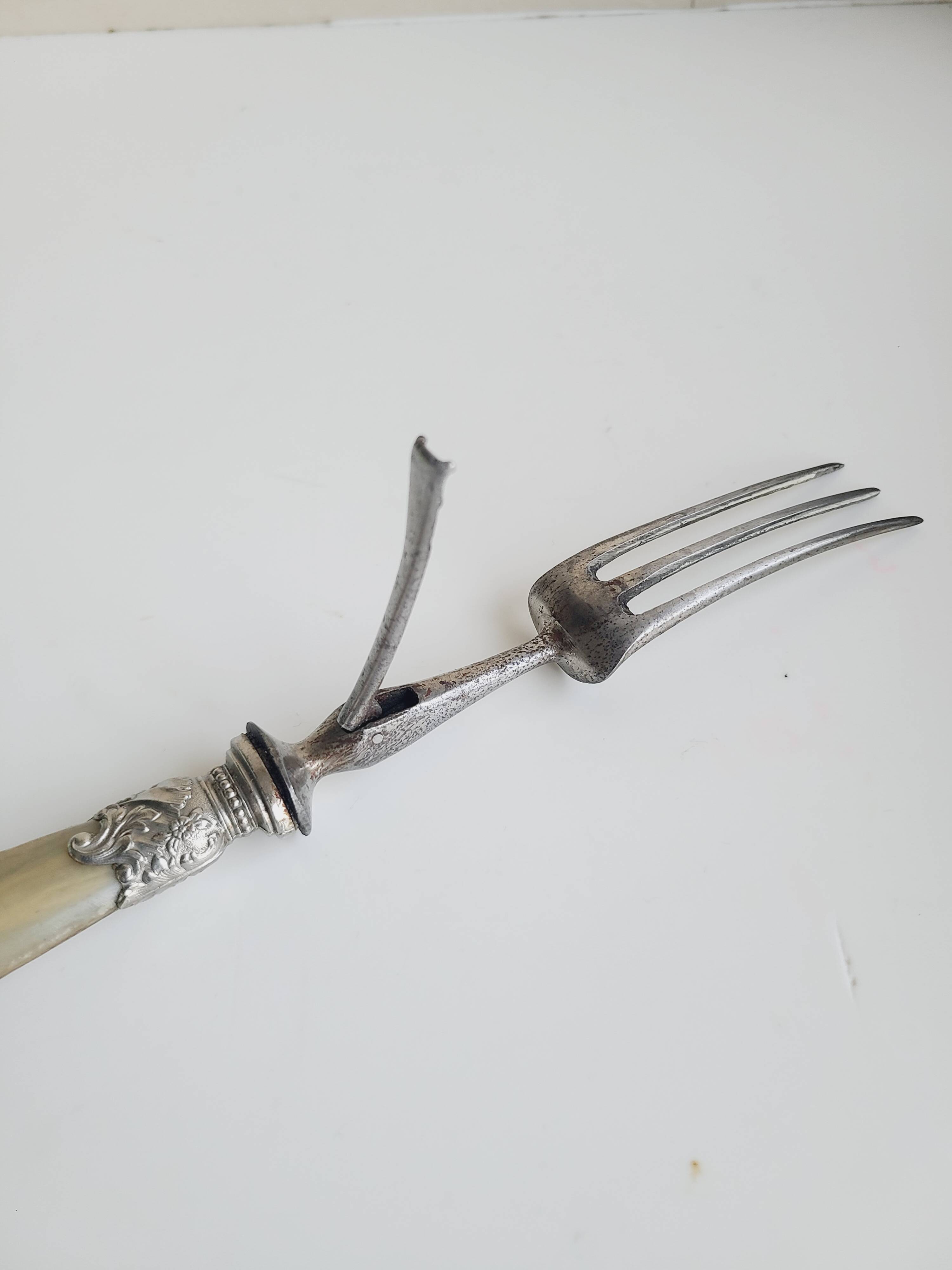 Horn leg of lamb cutlery