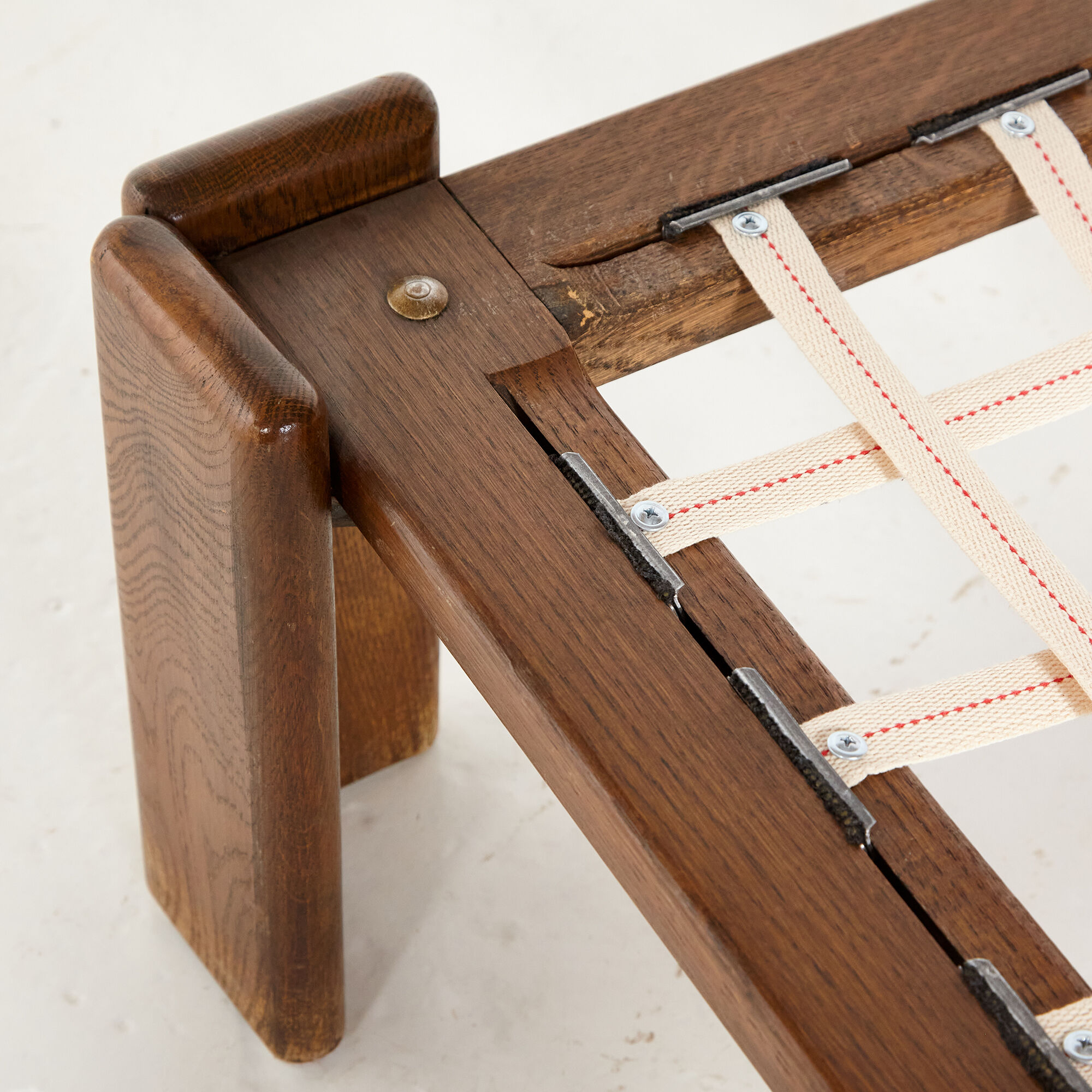 Leather lounge chair