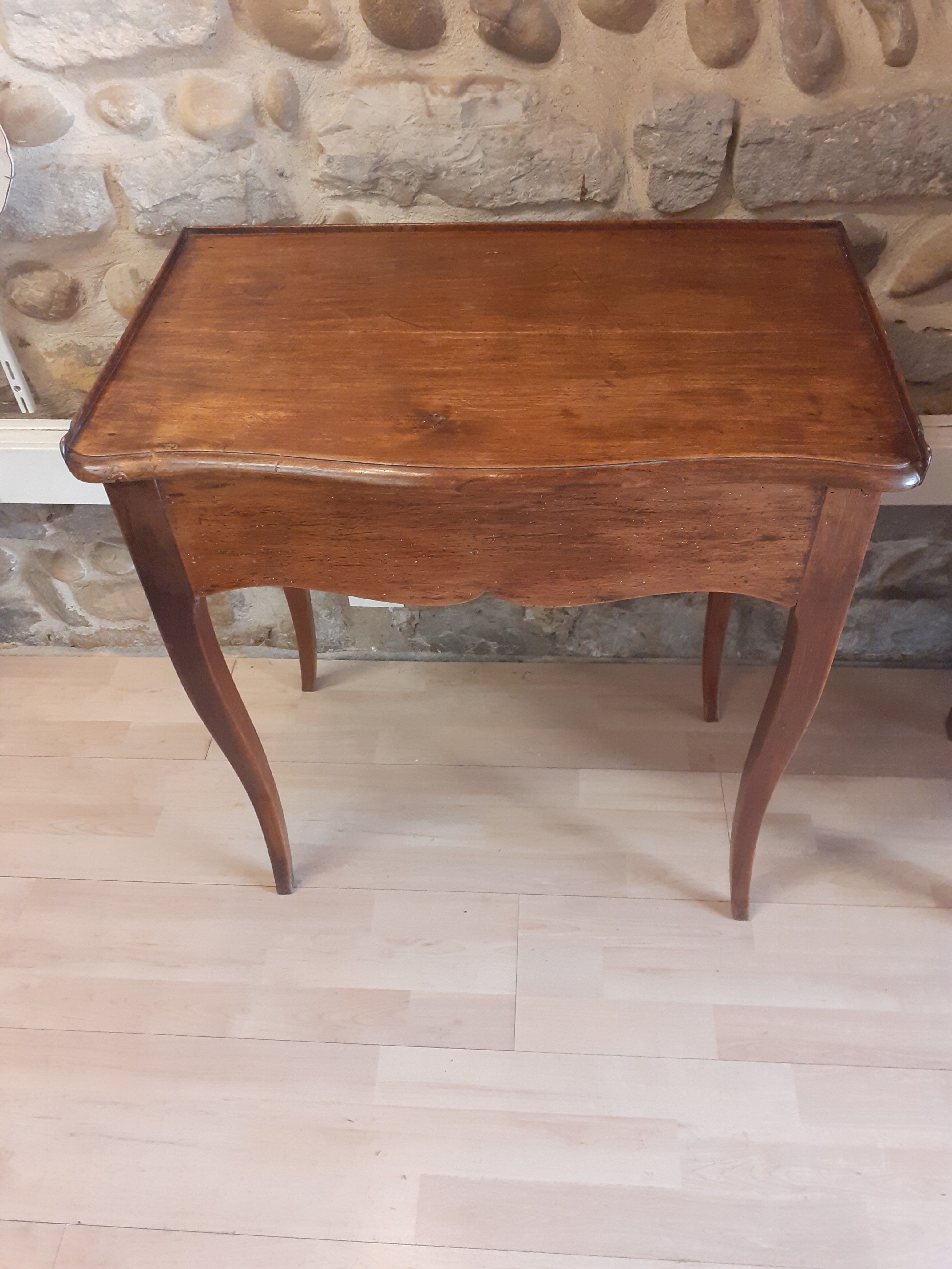 Table Louis XV walnut 19th