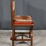 Chaise Curule en Noyer massif, goût Renaissance – Fin XIXe