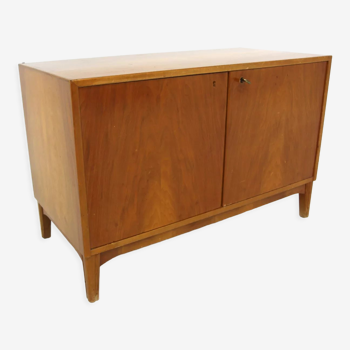 Buffet scandinave noyer, Suède, 1960