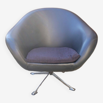 Balloon Shell Armchair "EGG" 60/70 Scandinavian design by Karl Eric Klote for Overman