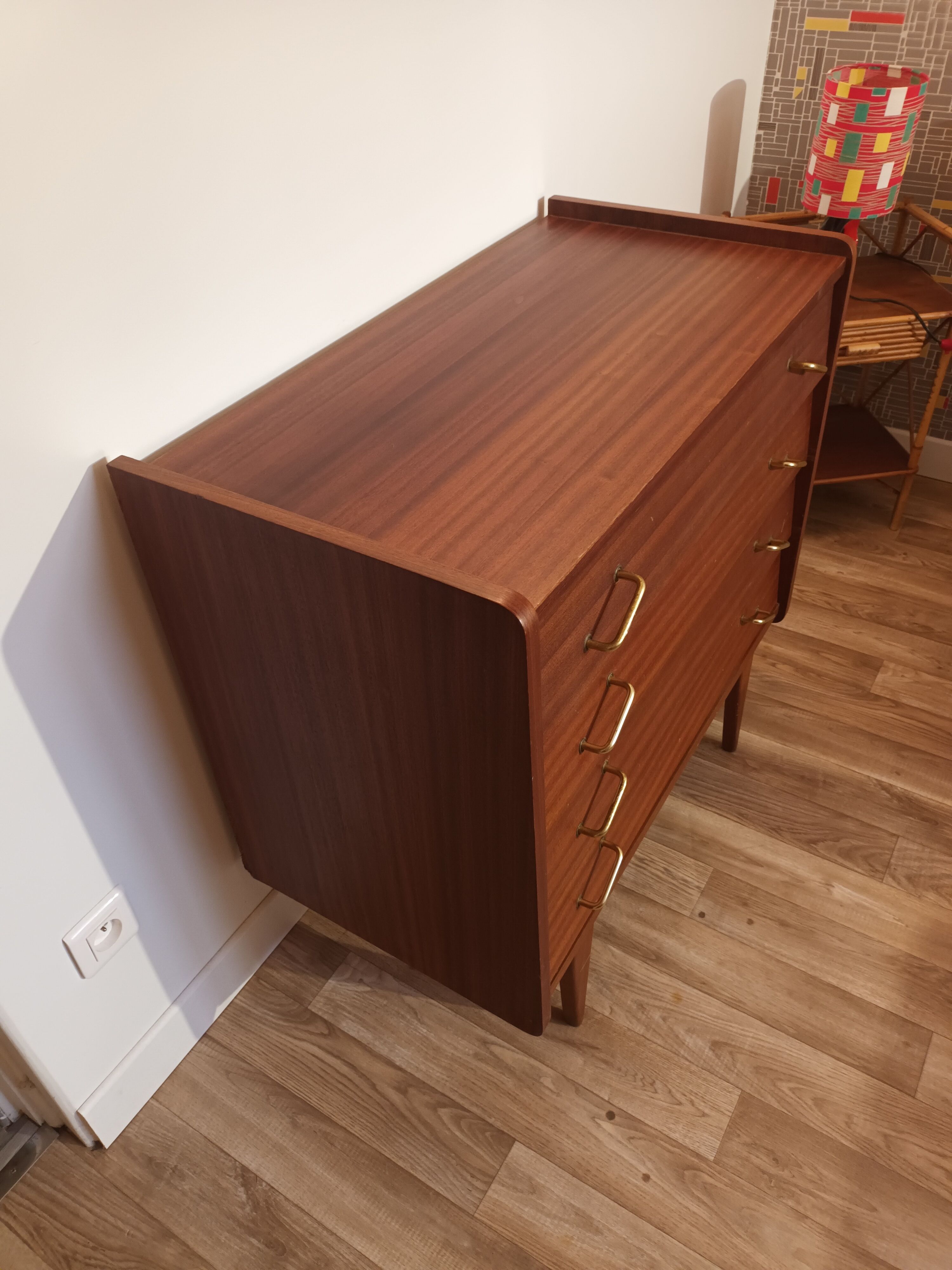 Vintage chest of drawers