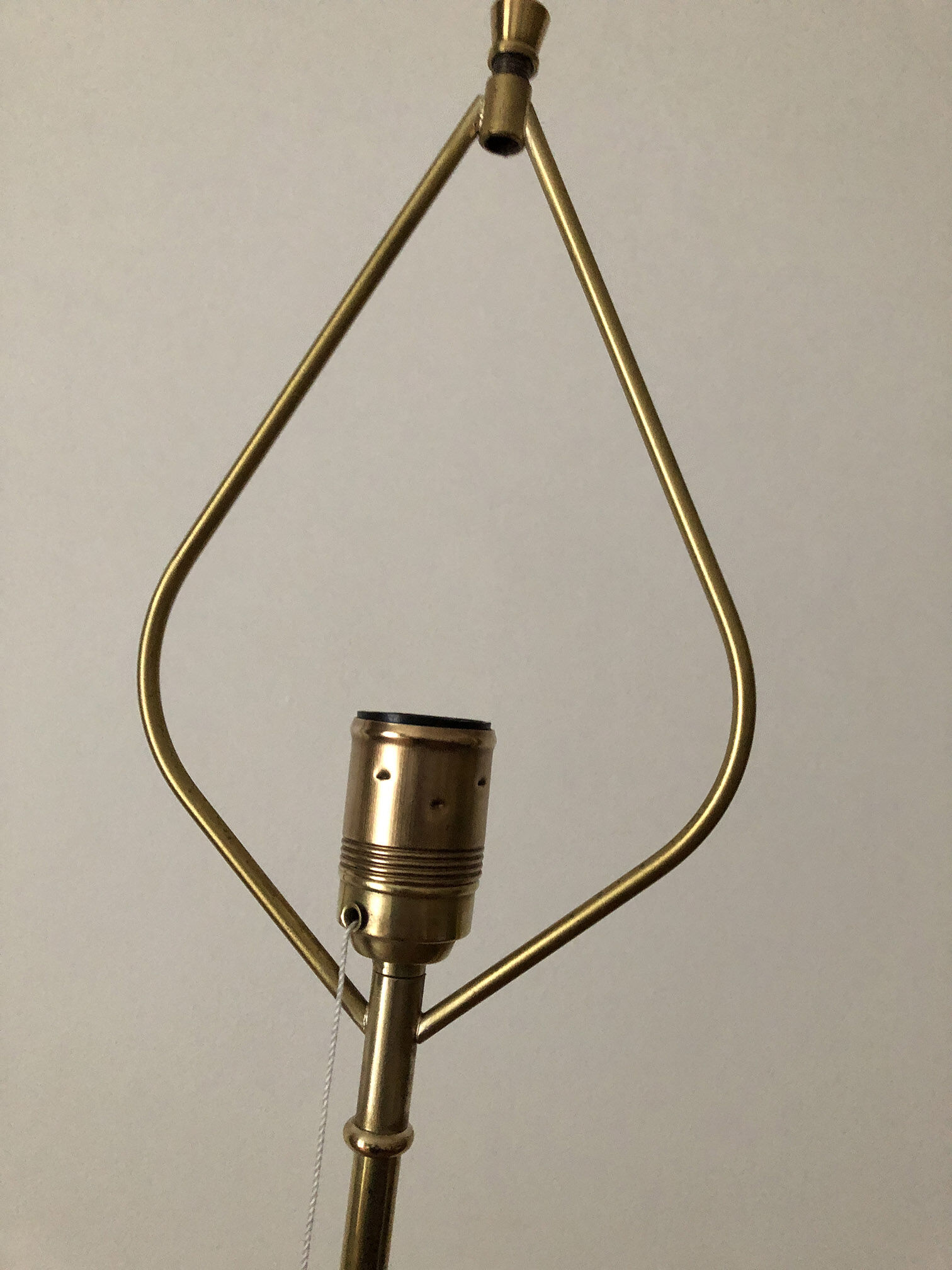 1960 tripod floor lamp with pull-pull