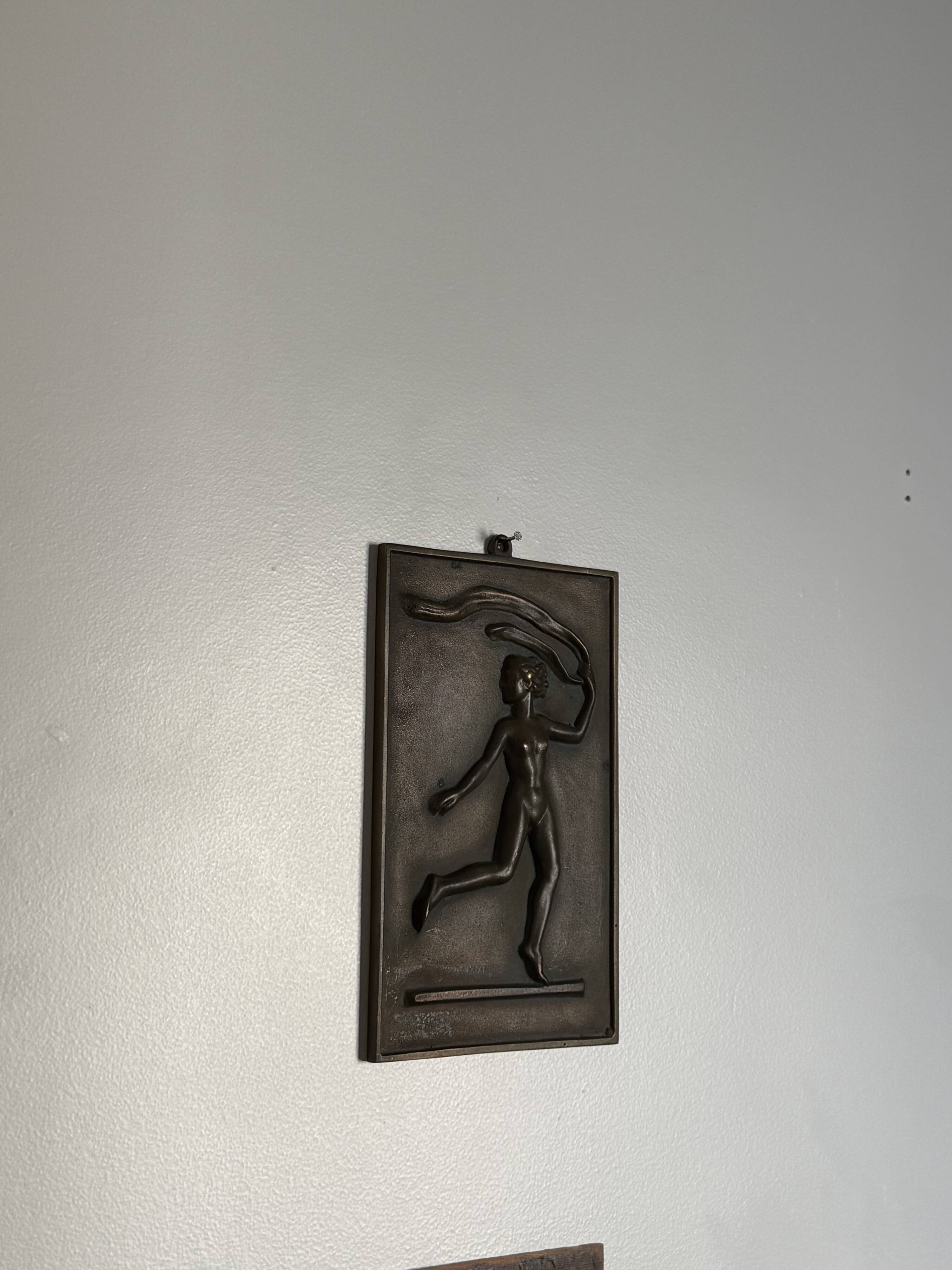 Bas-relief en bronze de David Jahrl