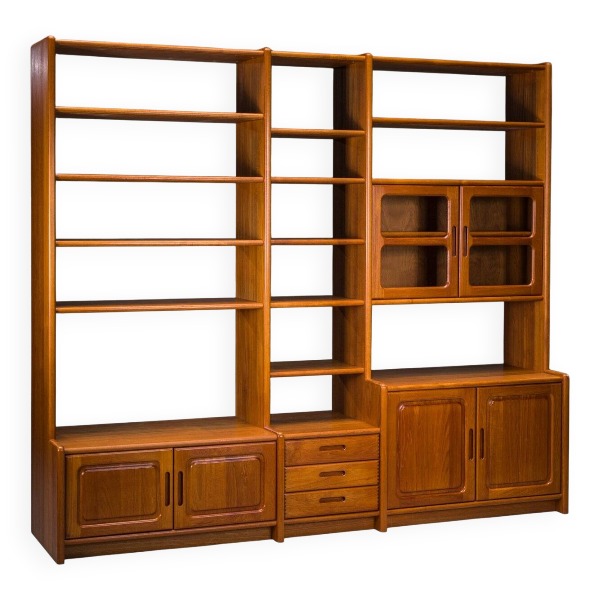 Mid-century modern Danish modular teak wall unit from Dyrlund, Denmark, 1970s