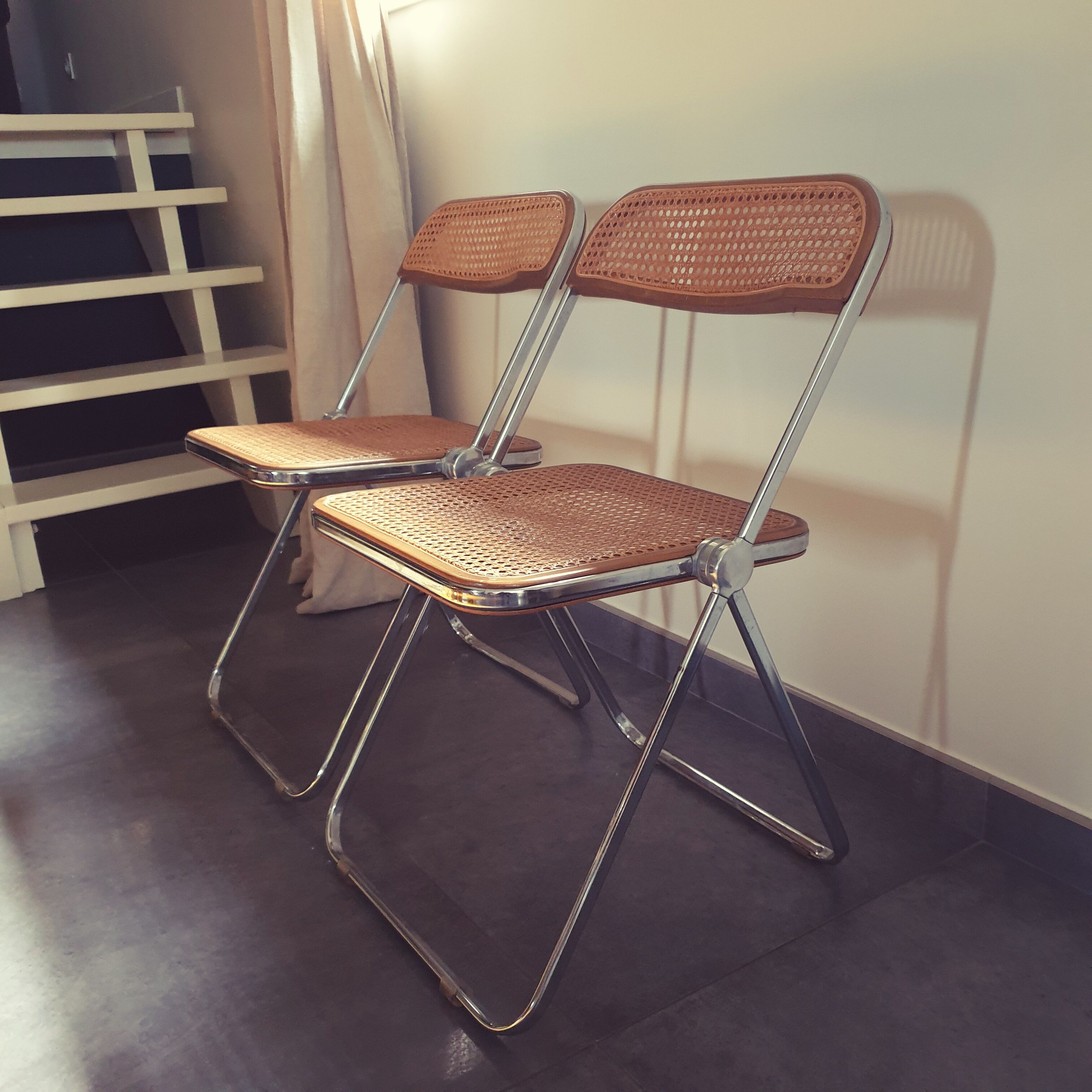 Paire de chaises Plia de Giancarlo Piretti produites par Castelli 1960