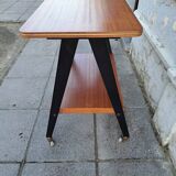 Side table on wheels