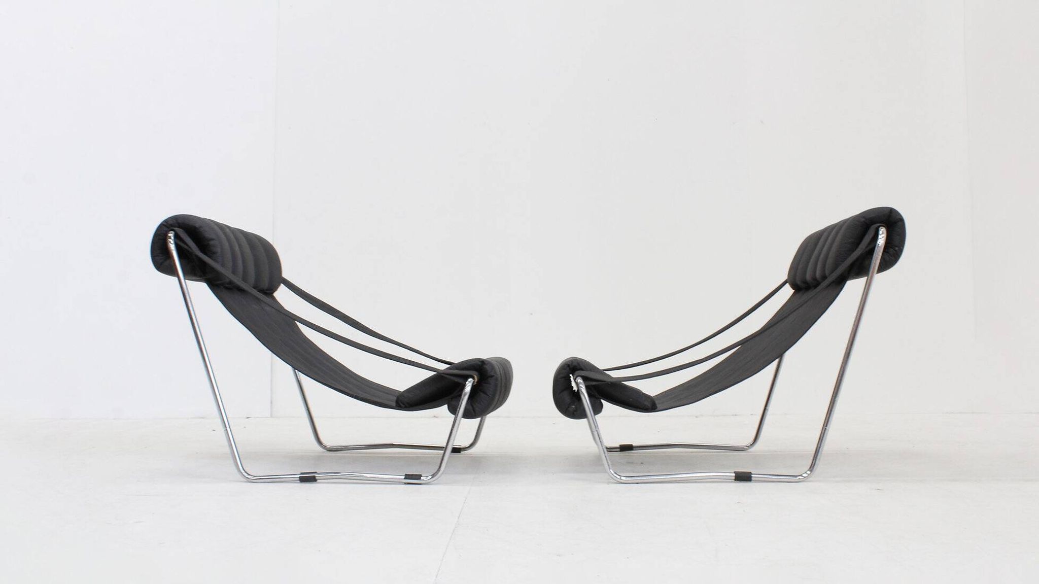 Vintage chrome lounge chairs by Corsini & Wiskemann for Cinova, 1970s set of 2