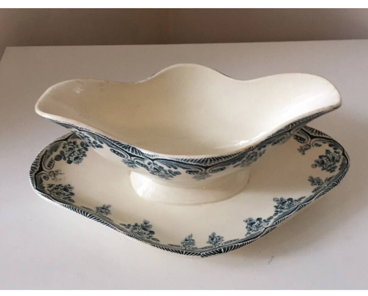 Saucière en Terre de Fer Choisy le Roi modèle Bordeaux