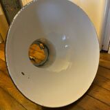 Industrial pendant light