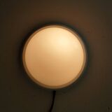 Vintage wall lamp in opaline and lacquered wood