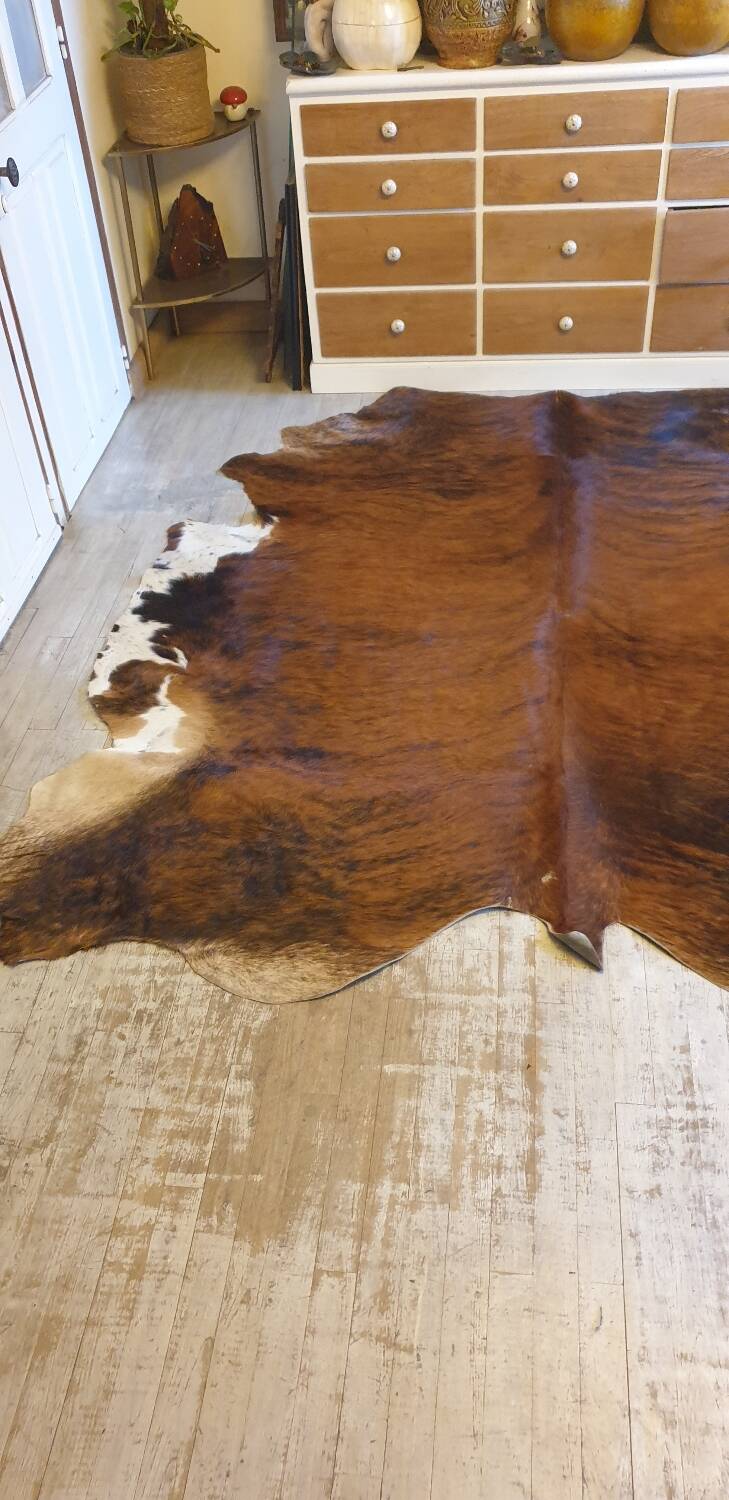 Cowhide 230/217