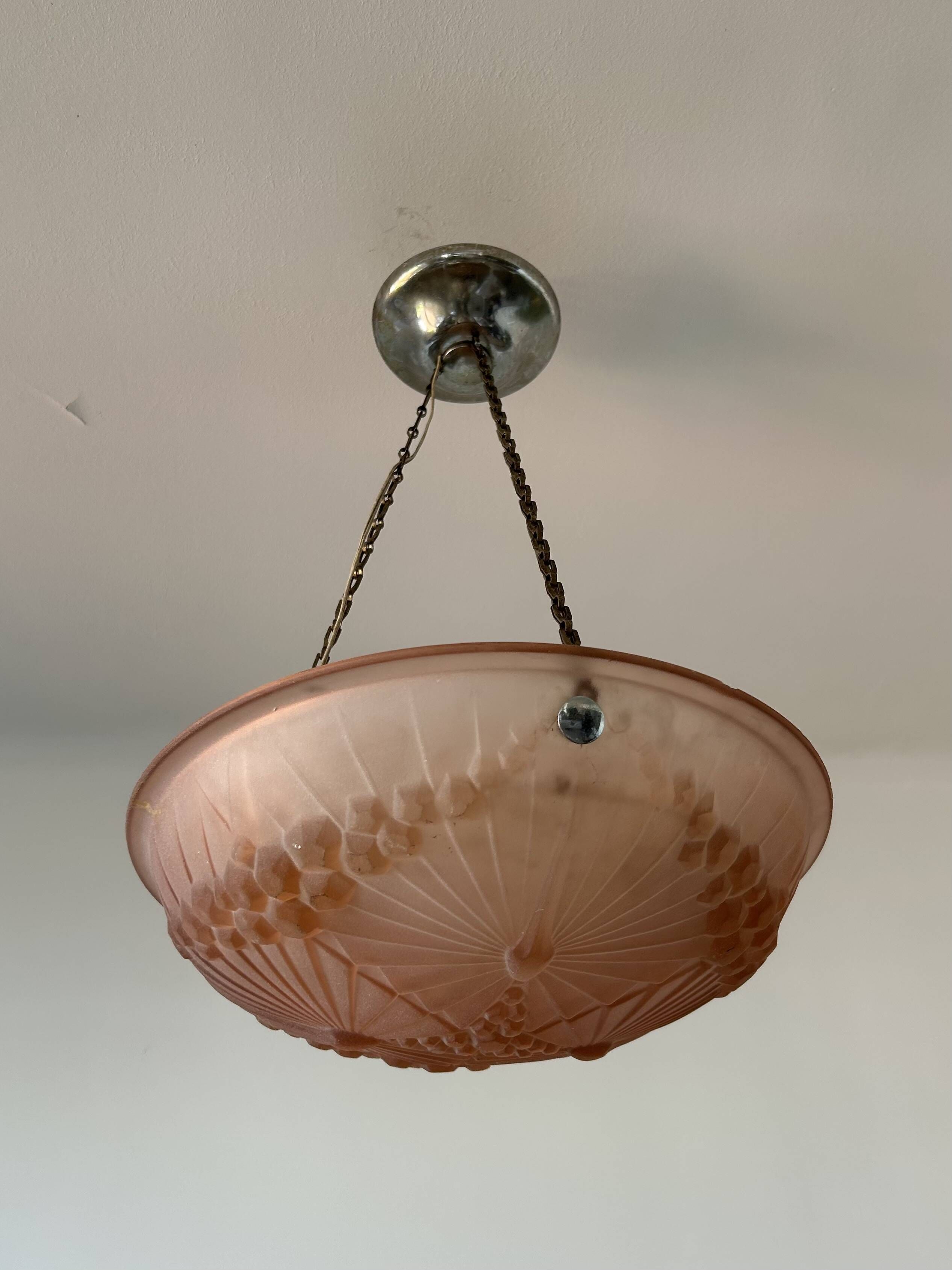 Suspension, antique Art Deco basin