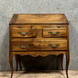 Louis XV style chest of drawers in solid walnut circa 1920-1940