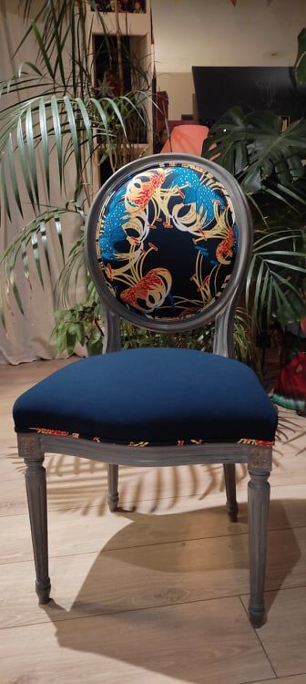 Chaise médaillon Louis XVI