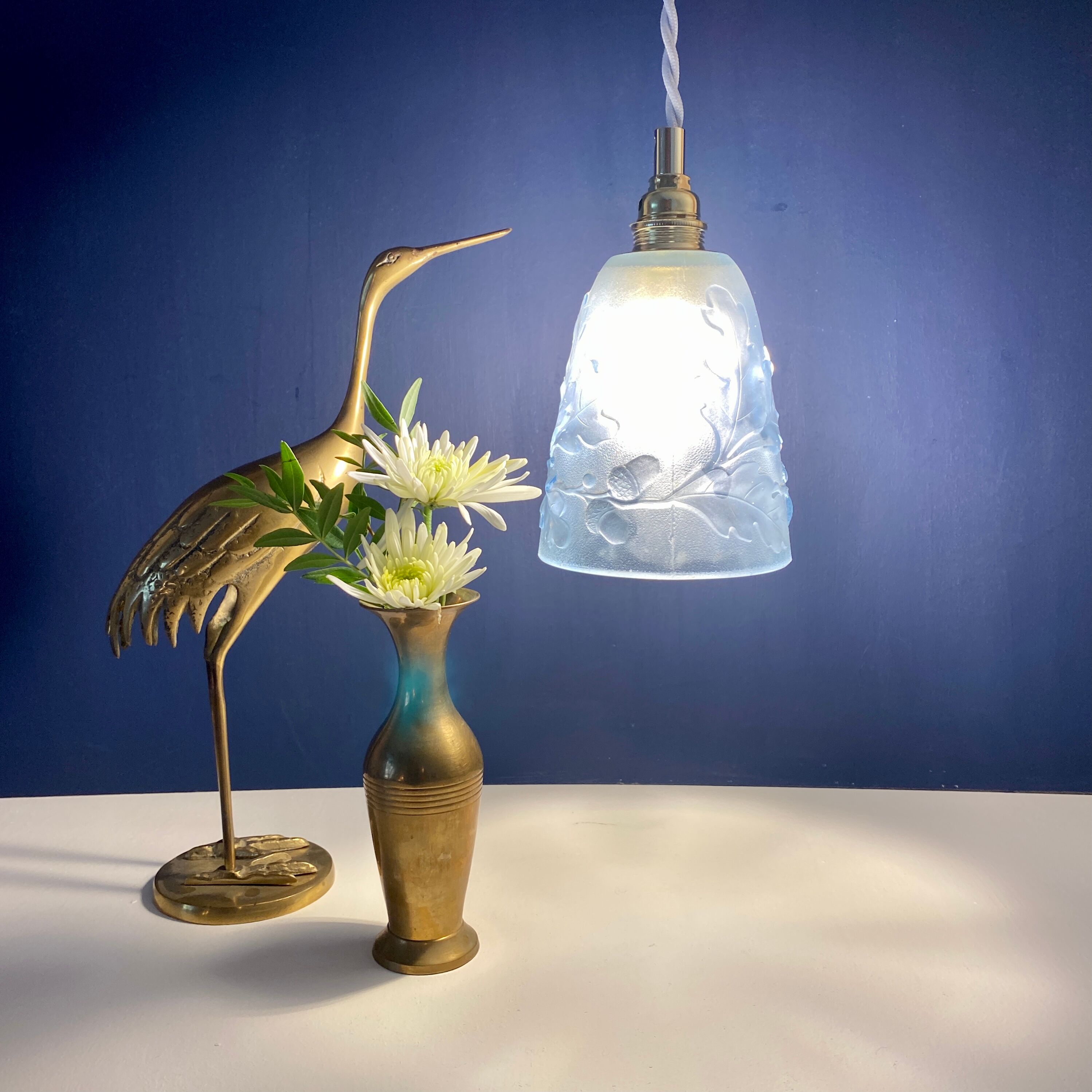 Vintage art deco tulip ride oak leaf pattern and acorns