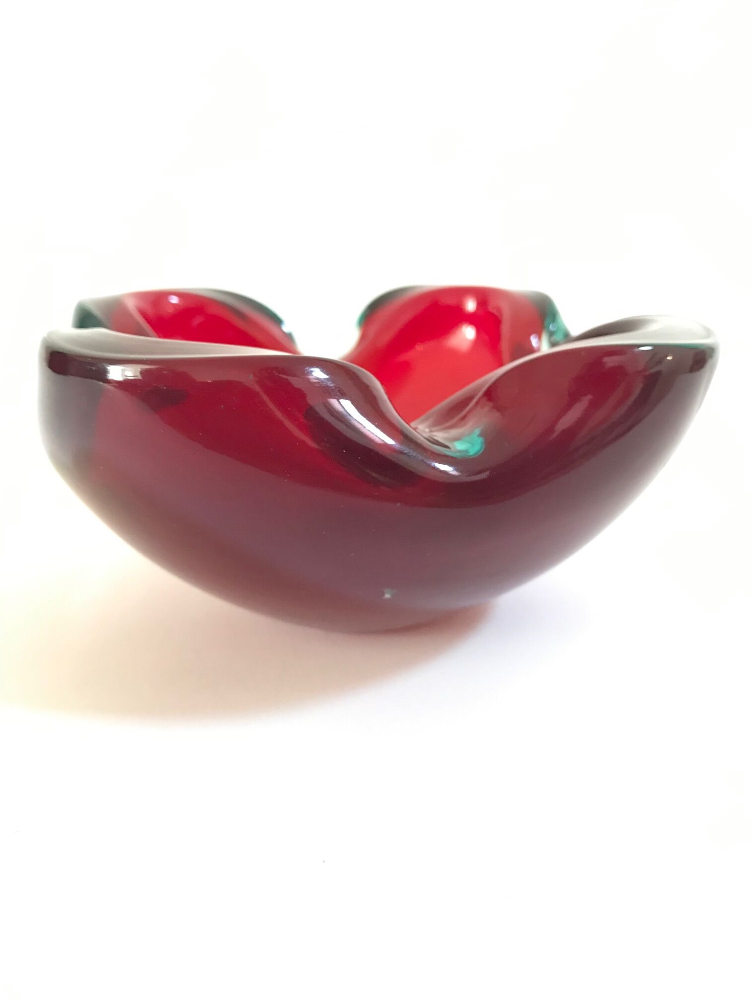 Red and blue ashtray by Flavio Poli for Seguso, in Murano glass 1960
