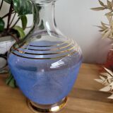 Carafe en verre granité bleu et liserés dorés