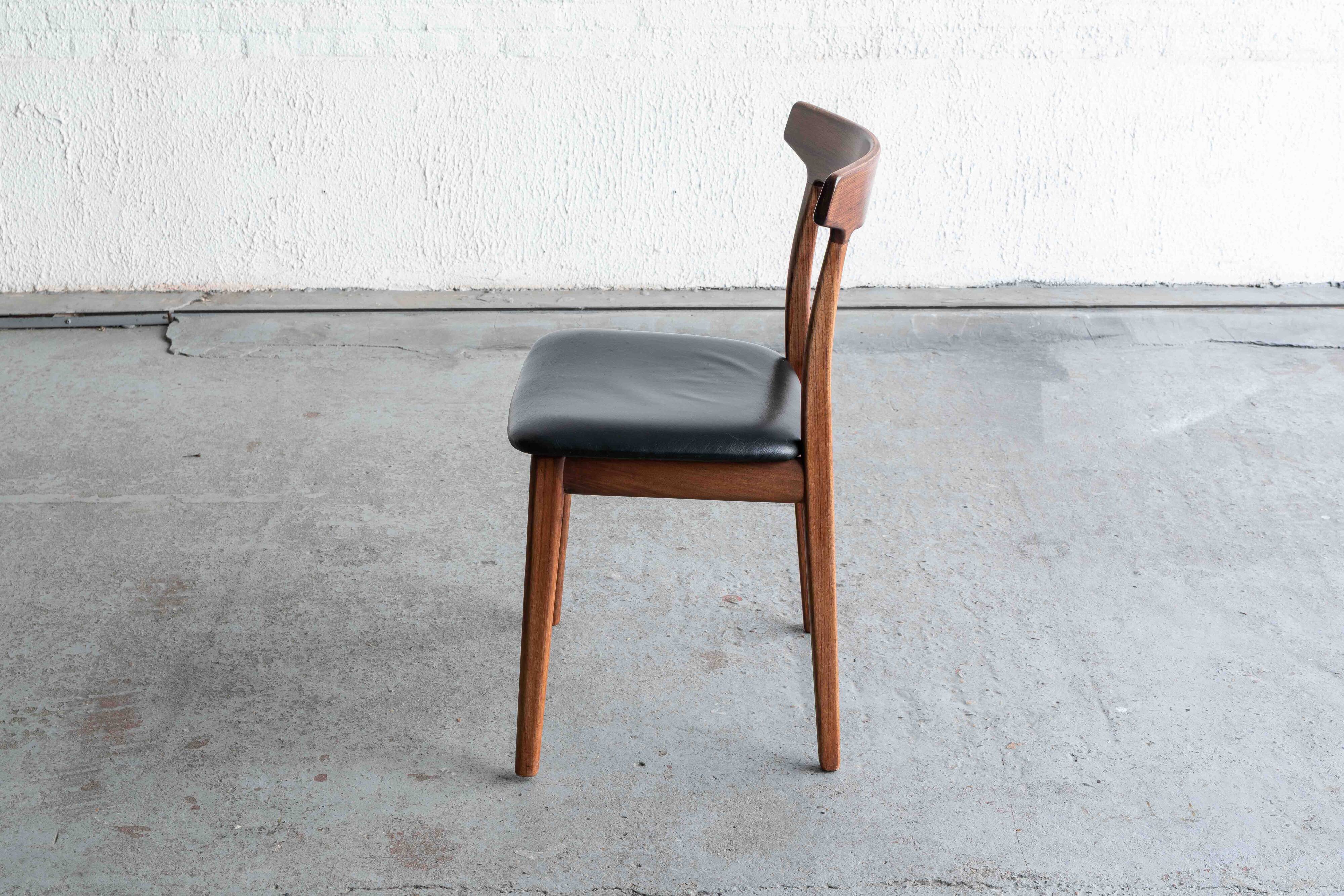 Dining chairs 'model 60' by Hennig Kjaernulf for Bruno Hansen, Denmark 1960