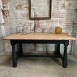 Farmhouse table