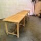 Ancienne table de ferme de communauté