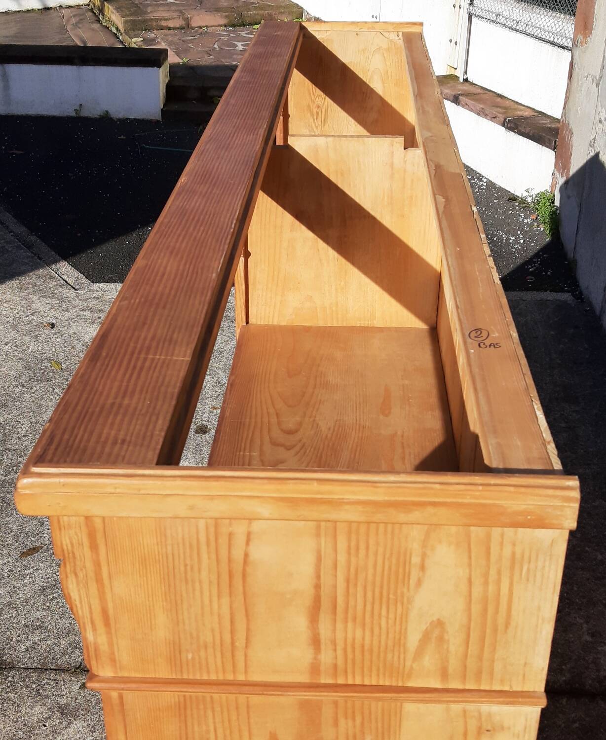 Pine bookcase (251 x 49 x height 288 cm)