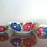 Salad dish and 6 cups