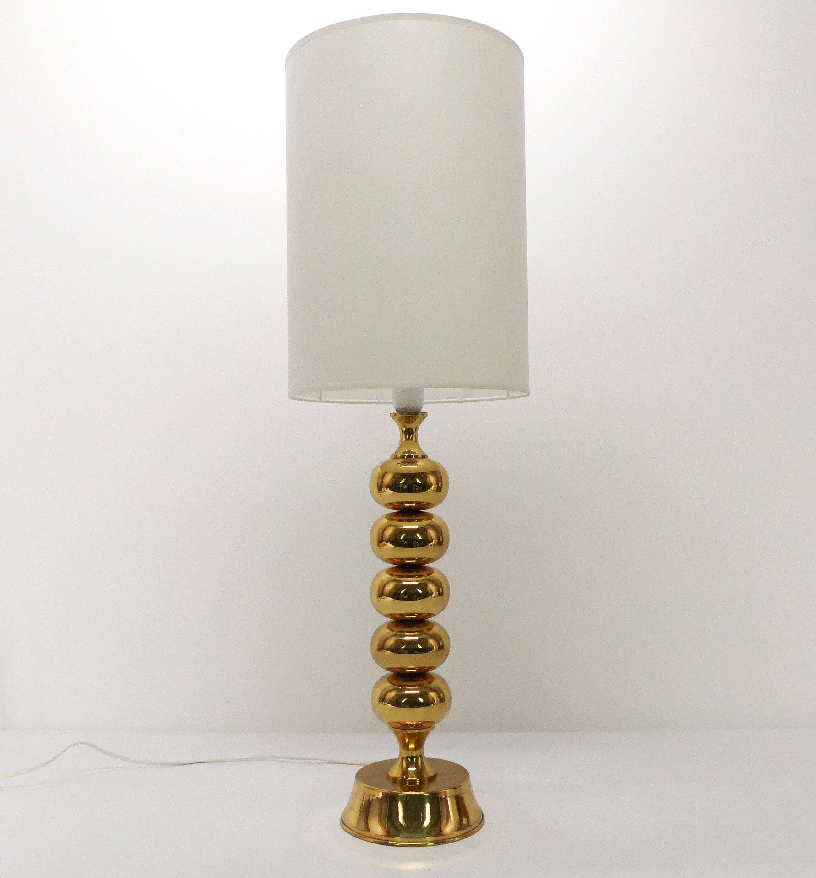 Scandinavian lamp base in gilded brass, ball model, Enco, circa 1960.