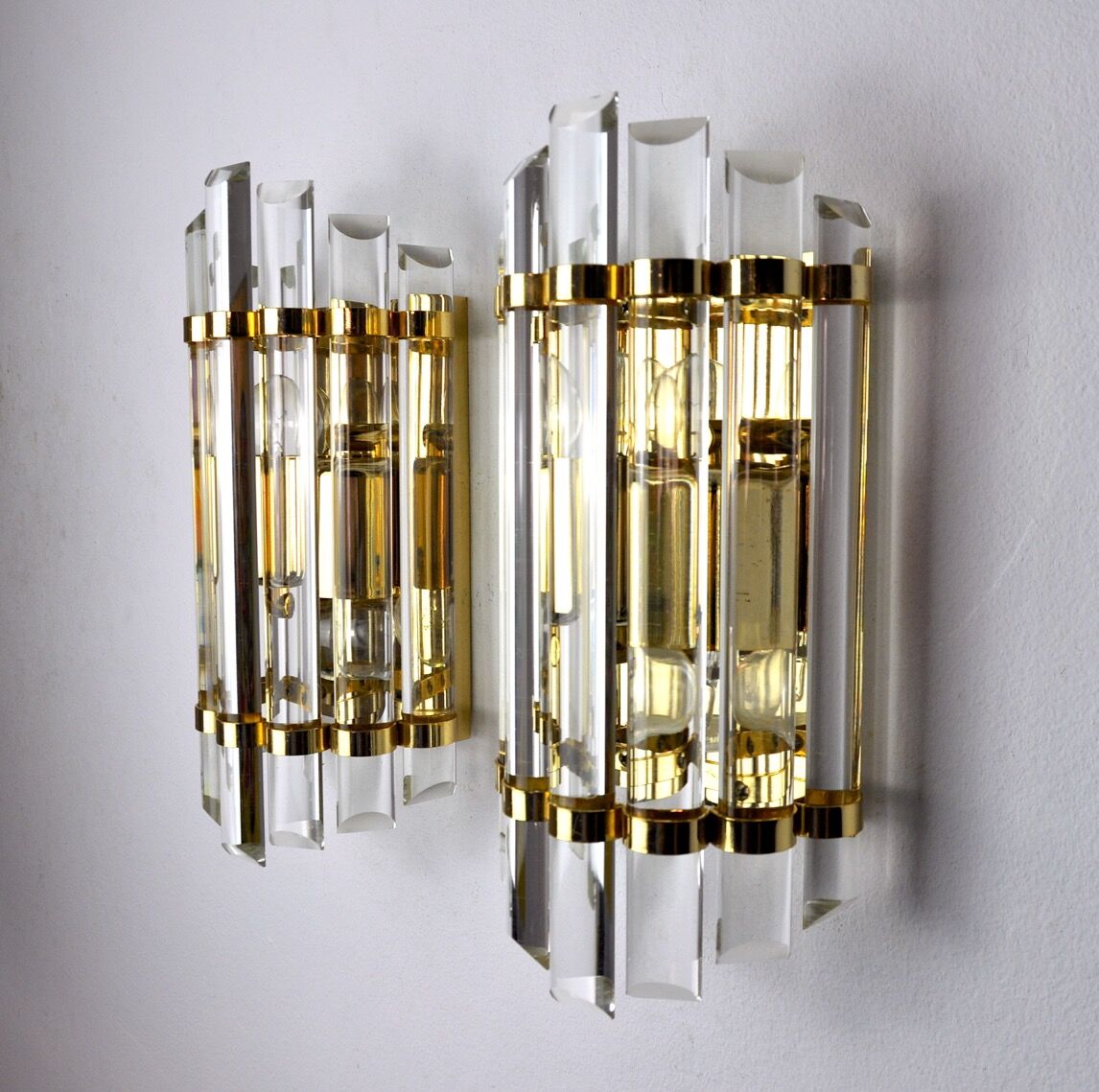 Pair of Venini wall lamps, Murano glass, Italy, 1970