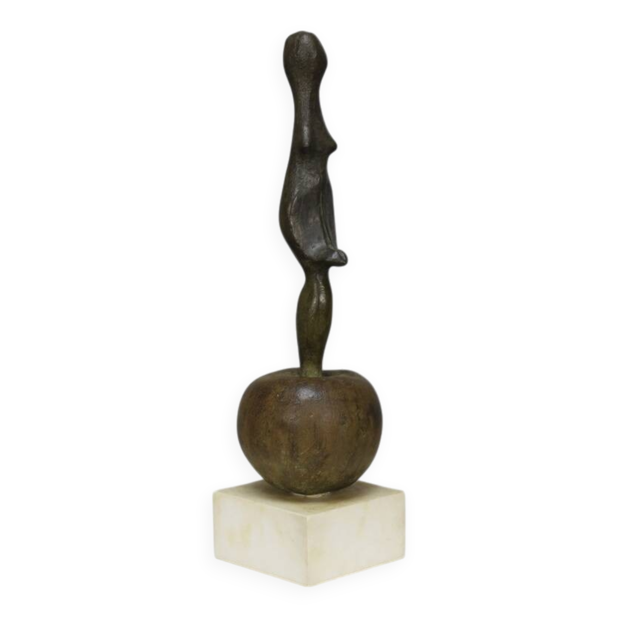 Sculpture Figure féminine sur pomme par Godfried Pieters