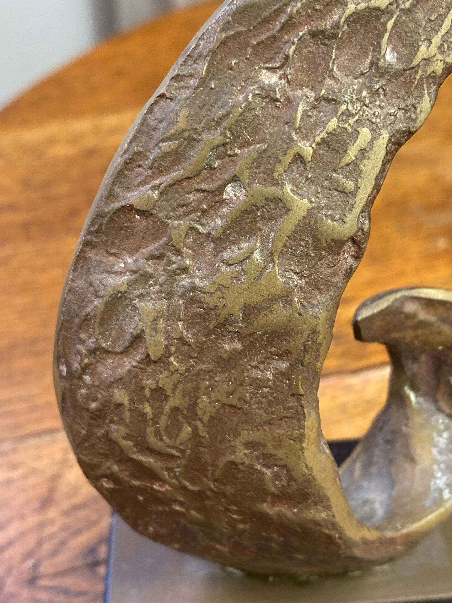 Bookends in bronze and marble