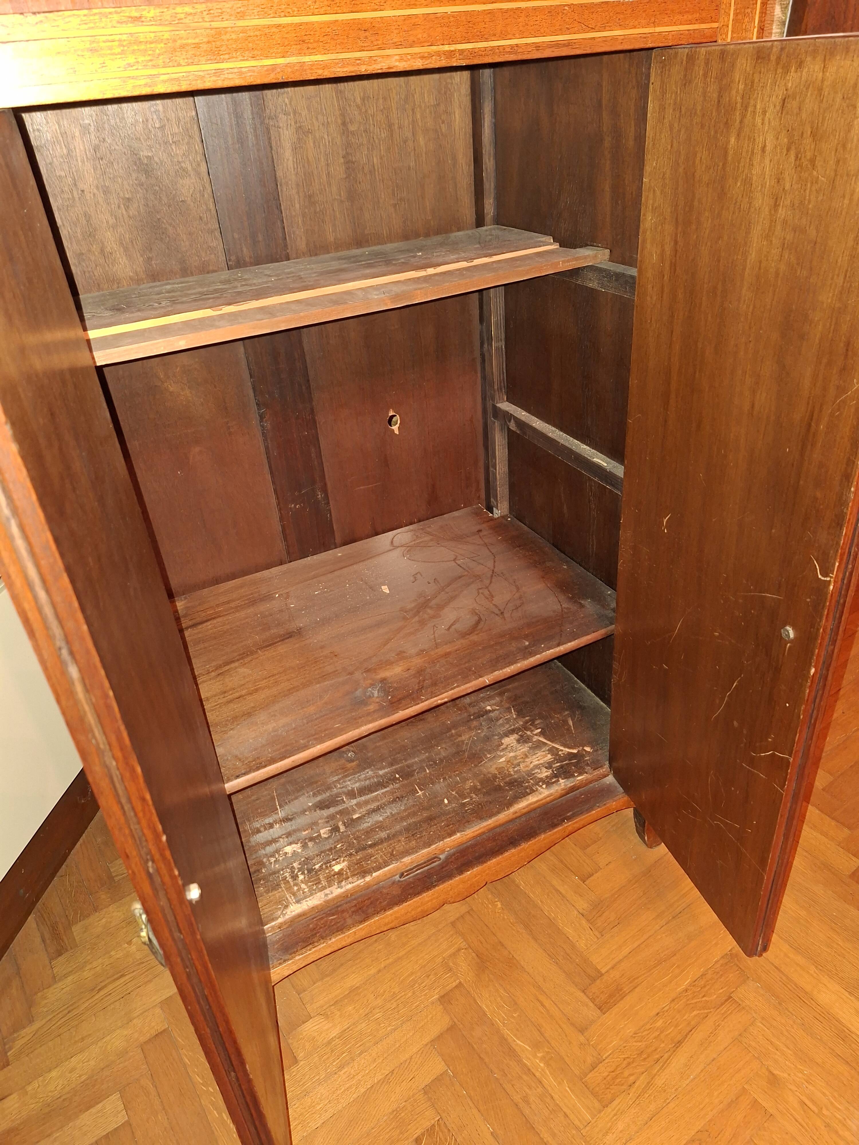 Art Deco bar furniture