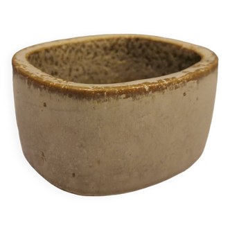 Bol en céramique du danois Palshus, dans une belle glaçure mate beige/grisâtre.