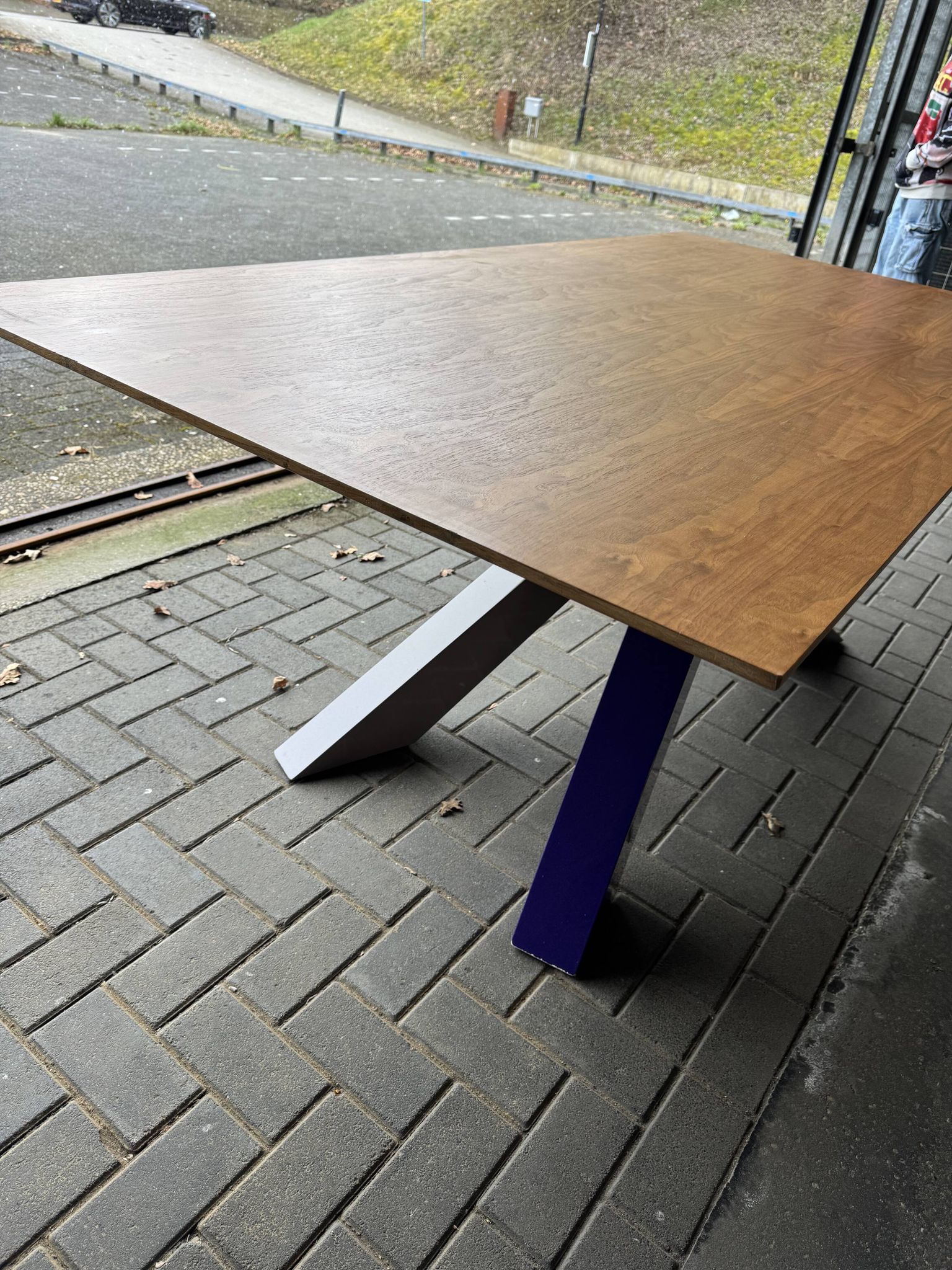 Grande table à manger par Bonaldo