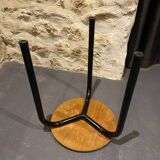Tabouret tripode