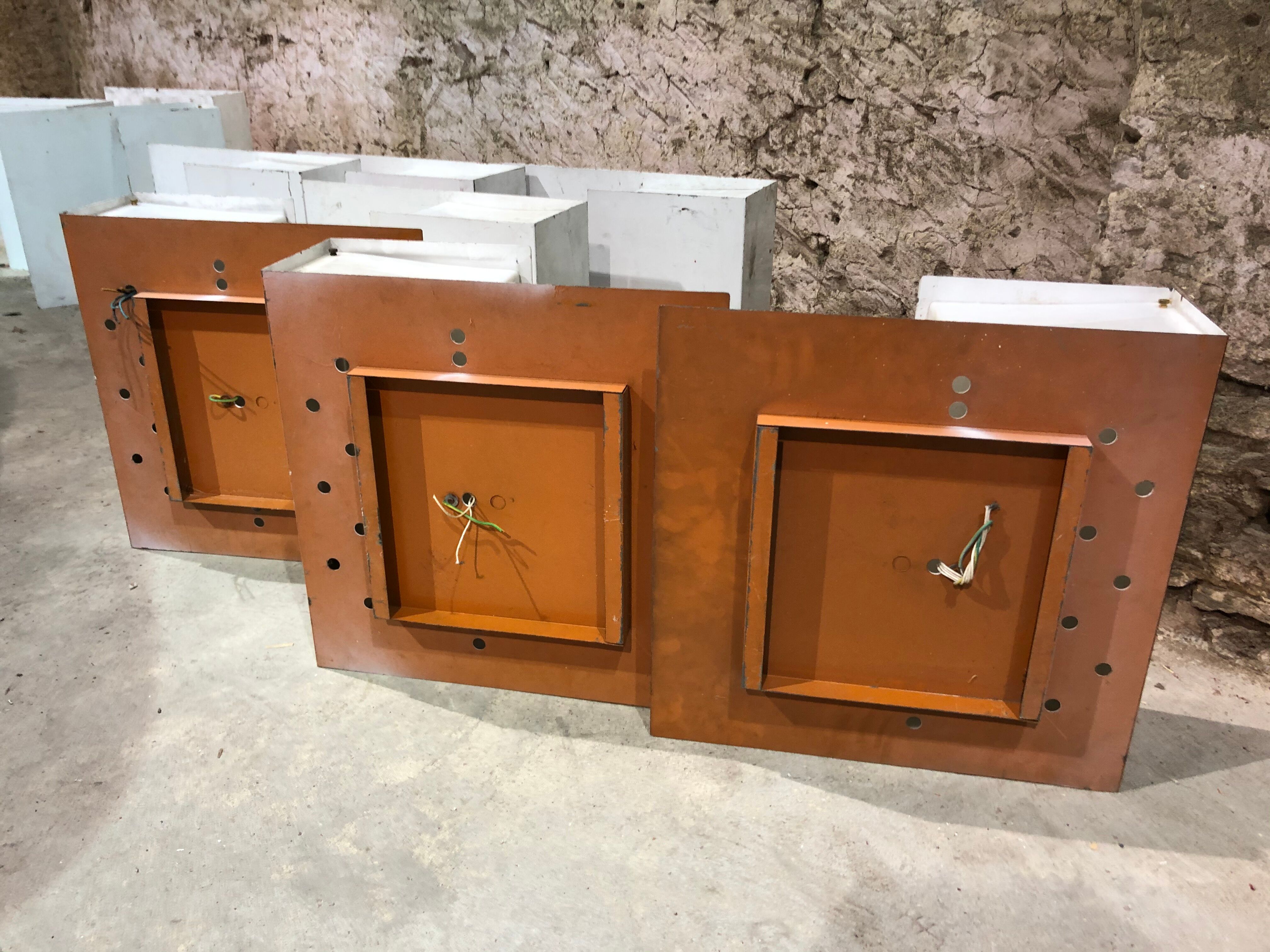 Series of 10 white laqué metal wall light 1960s