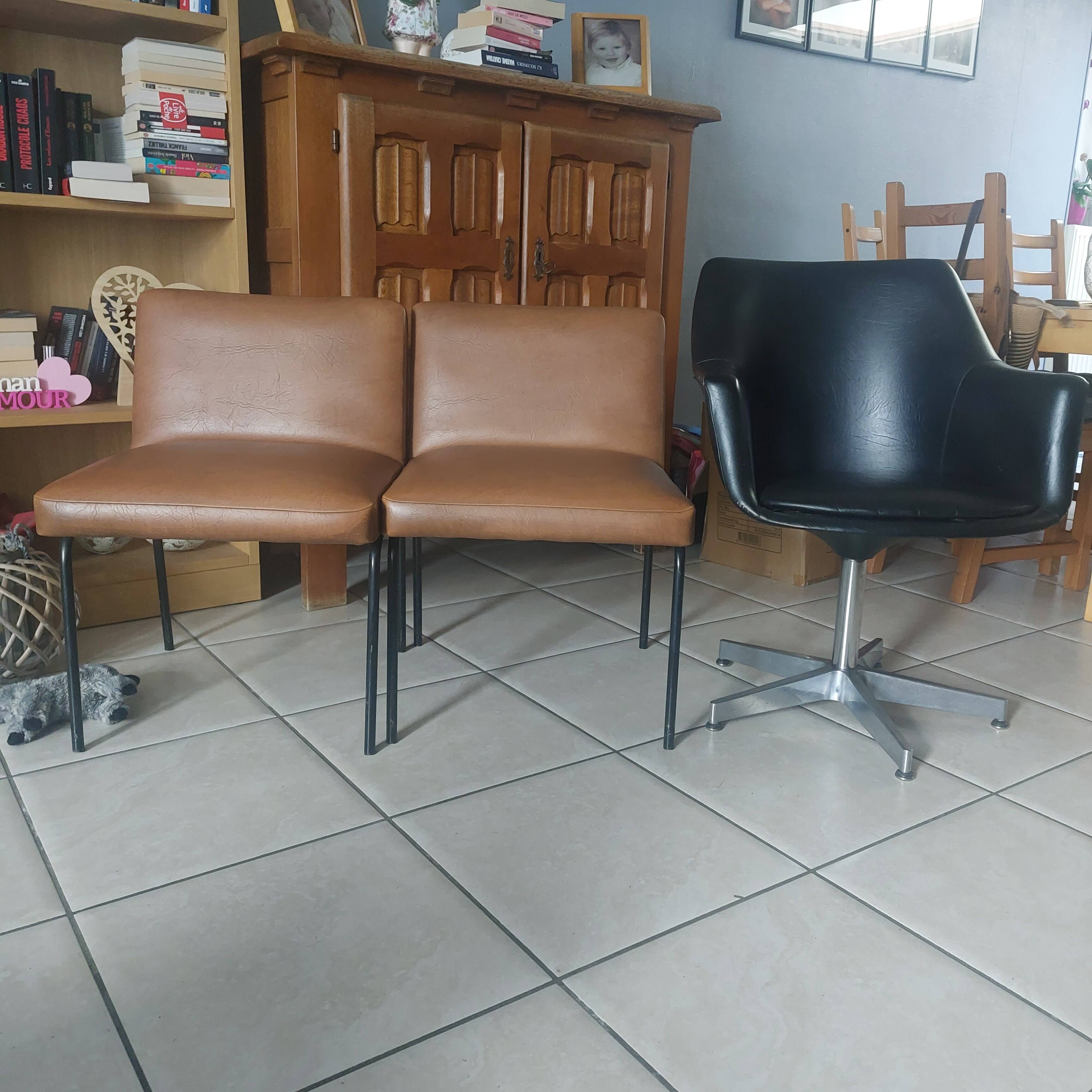 2 chauffeuse et 1 fauteuil de bureau