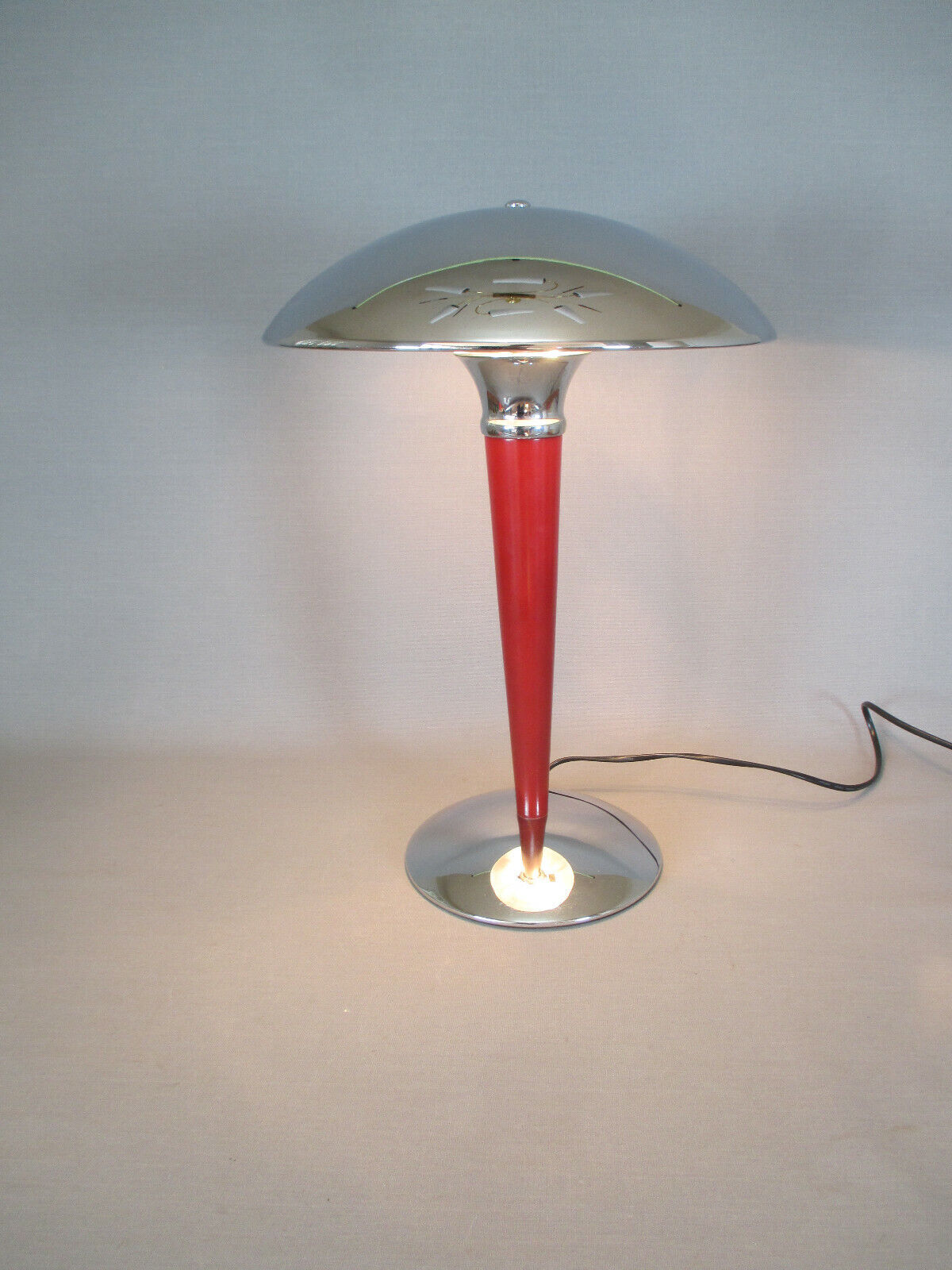 Lampe champignon paquebot titan