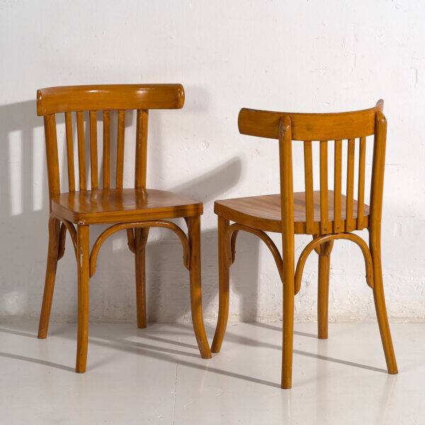 Set of antique bistro chairs (circa 1920). Set of 2 pieces, no. 5