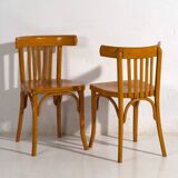 Set of antique bistro chairs (circa 1920). Set of 2 pieces, no. 5