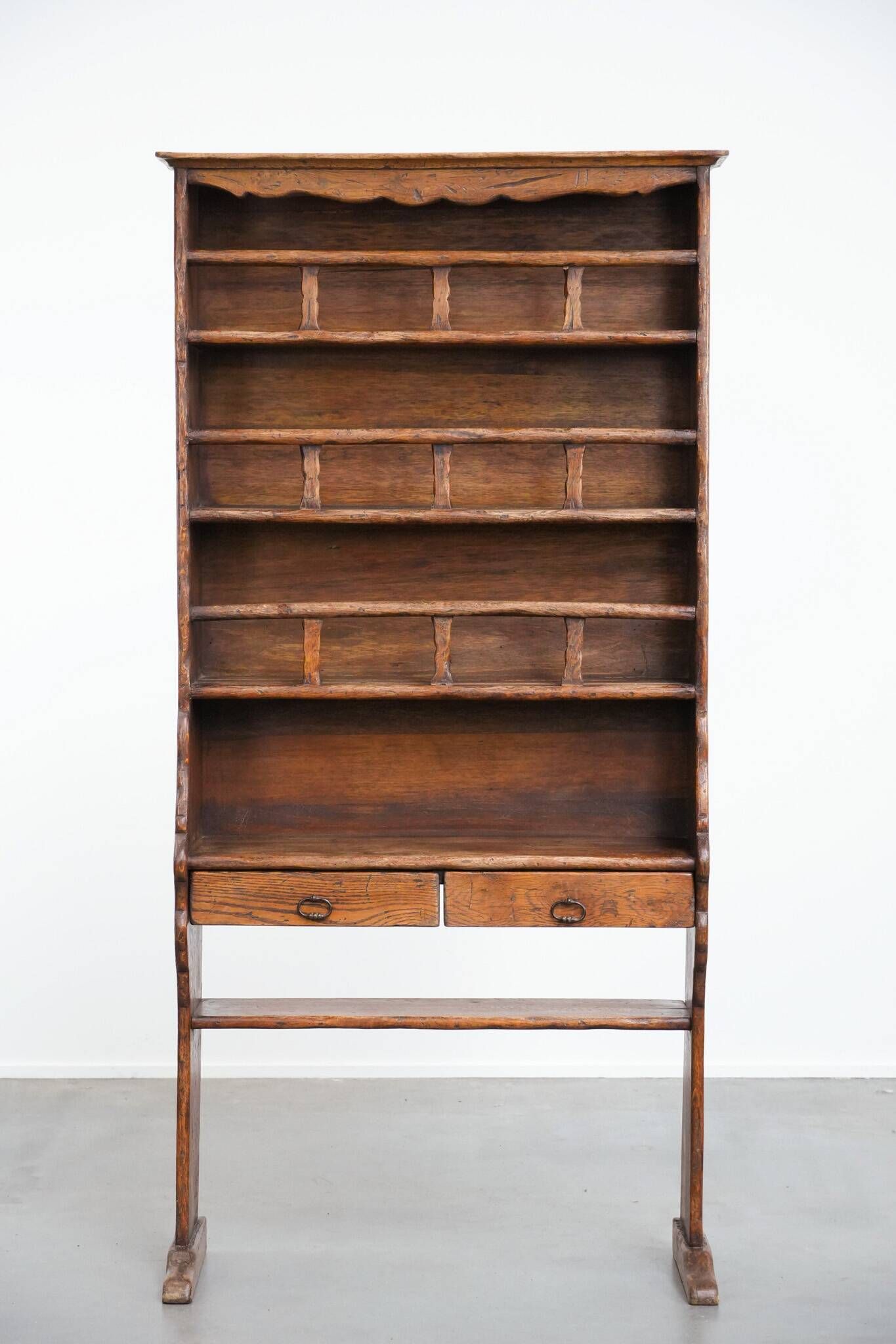 Spanish farmhouse wooden kitchen cabinet from the early 20th century