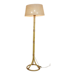 lampadaire en rotin des